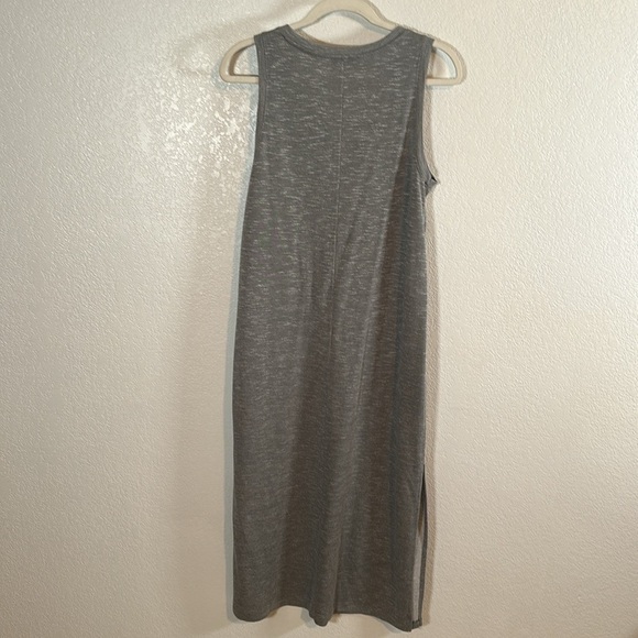 Paige Denim Heather Gray Side Split V Neck MIDI Dress - Picture 4 of 8